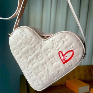 Louis Vuitton Lambskin Embossed Monogram Fall In Love Sac Coeur Light Pink